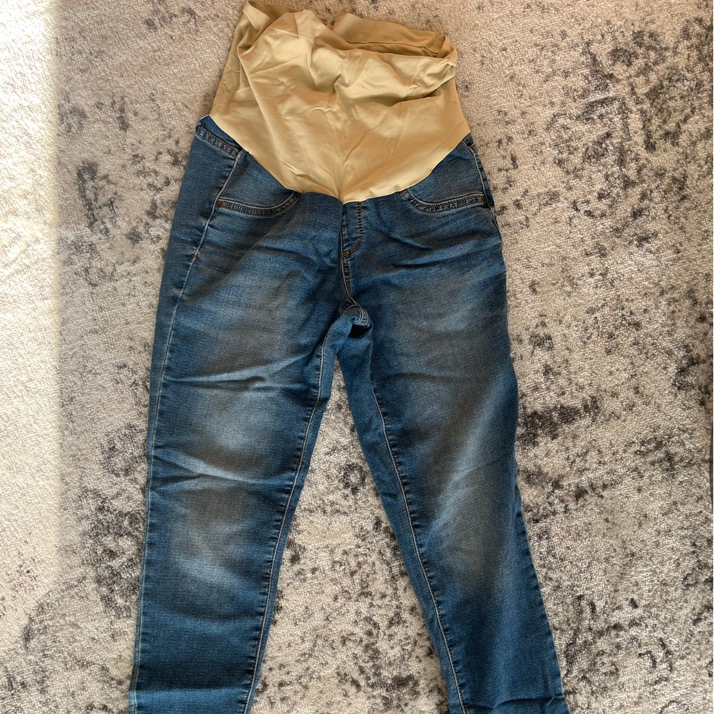 Aglow Maternity Jeggings